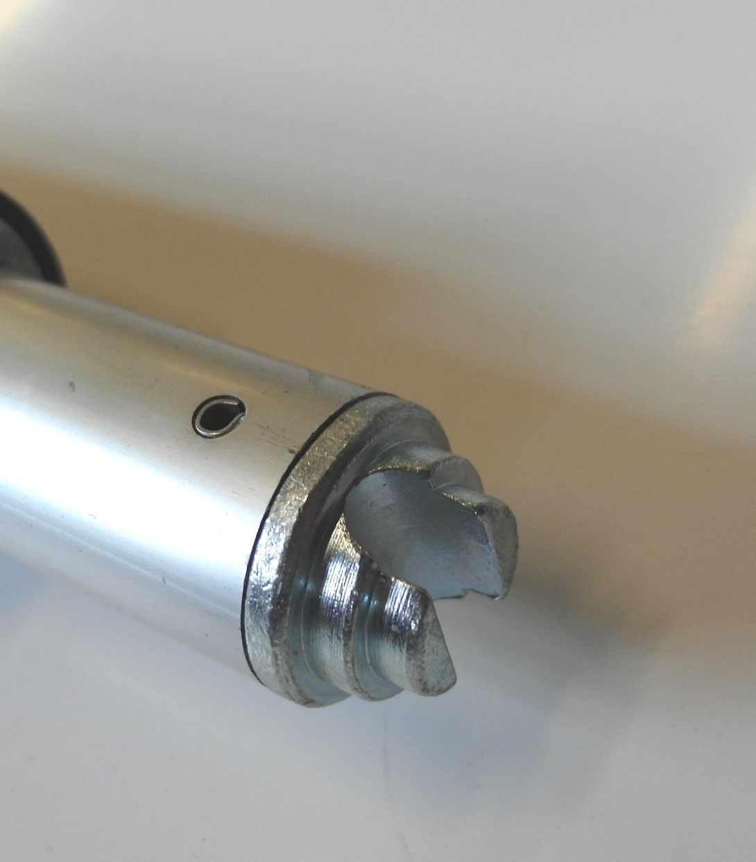 Rundsperrstange Stahl verzinkt 200 - 240 cm